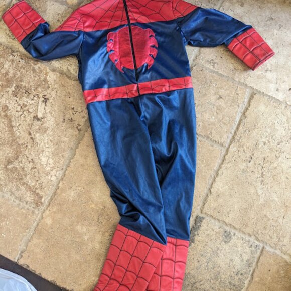 LICENSED SPIDERMAN ZIP UP BOYS JUMP SUIT COSTUME SIZE SMALL 6-7 - Picture 2 of 2